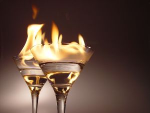 800px-Flaming_cocktails